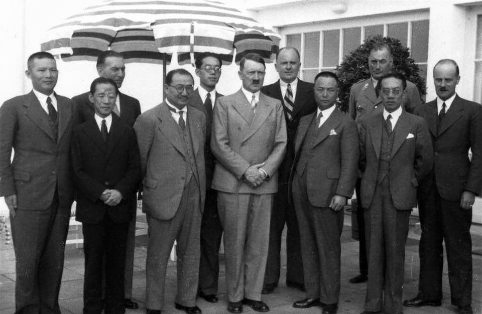 Adolf Hitler and the Chinese delegation at the Berghof